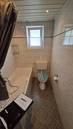 Badsanierung in Kellinghusen (vorher/nachher) © Enno Makoschey Heizung- und Sanitär GmbH Badsanierung in Kellinghusen (vorher/nachher) © Enno Makoschey Heizung- und Sanitär GmbH